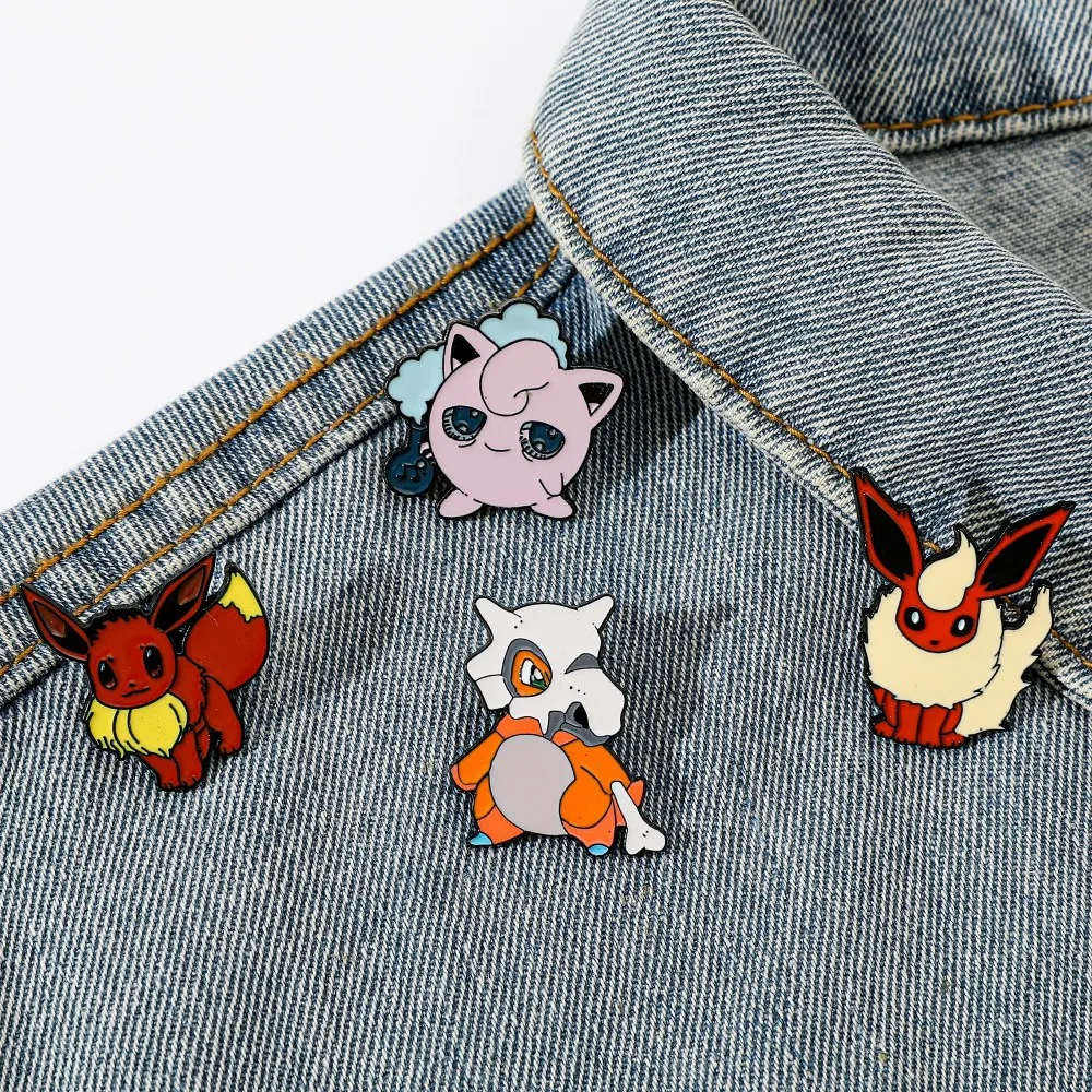 Embroidery Outfit - 4 Pcs Characters Cartoon Brooch Flareon