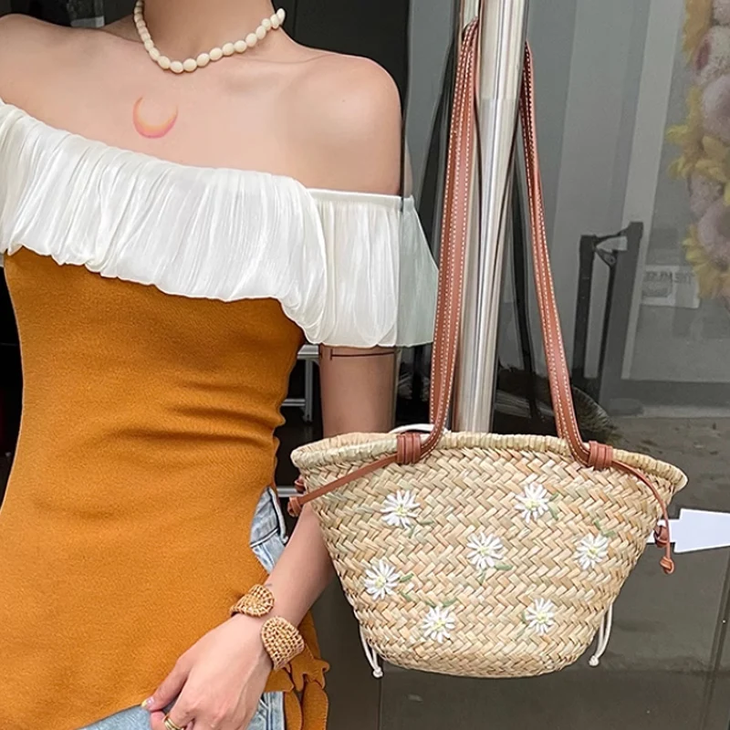 Casual Natural Straw Shoulder  - Embroidery Bali 评论和价格