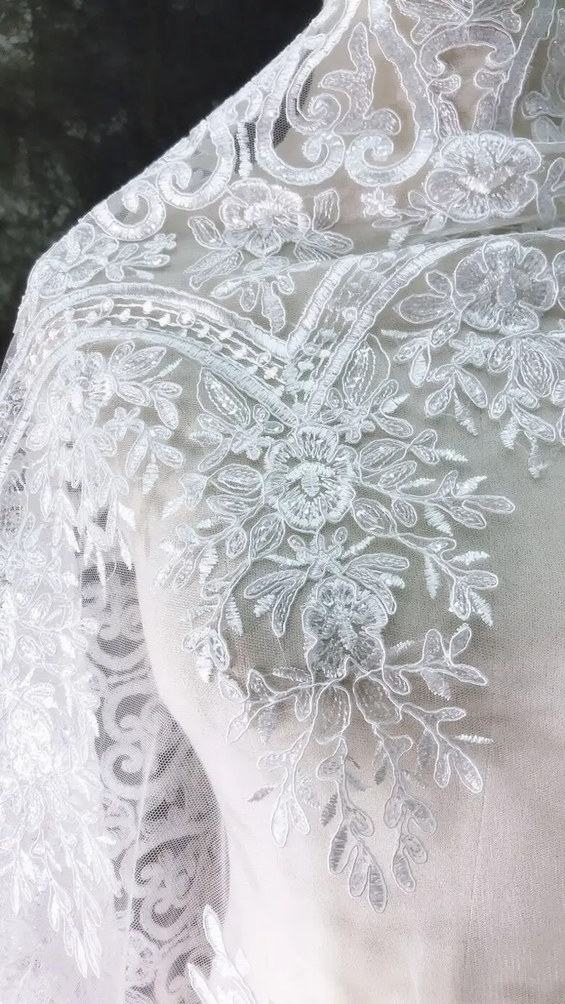 White Vintage Flower Embroider - Embroidery Veil 评论和价格