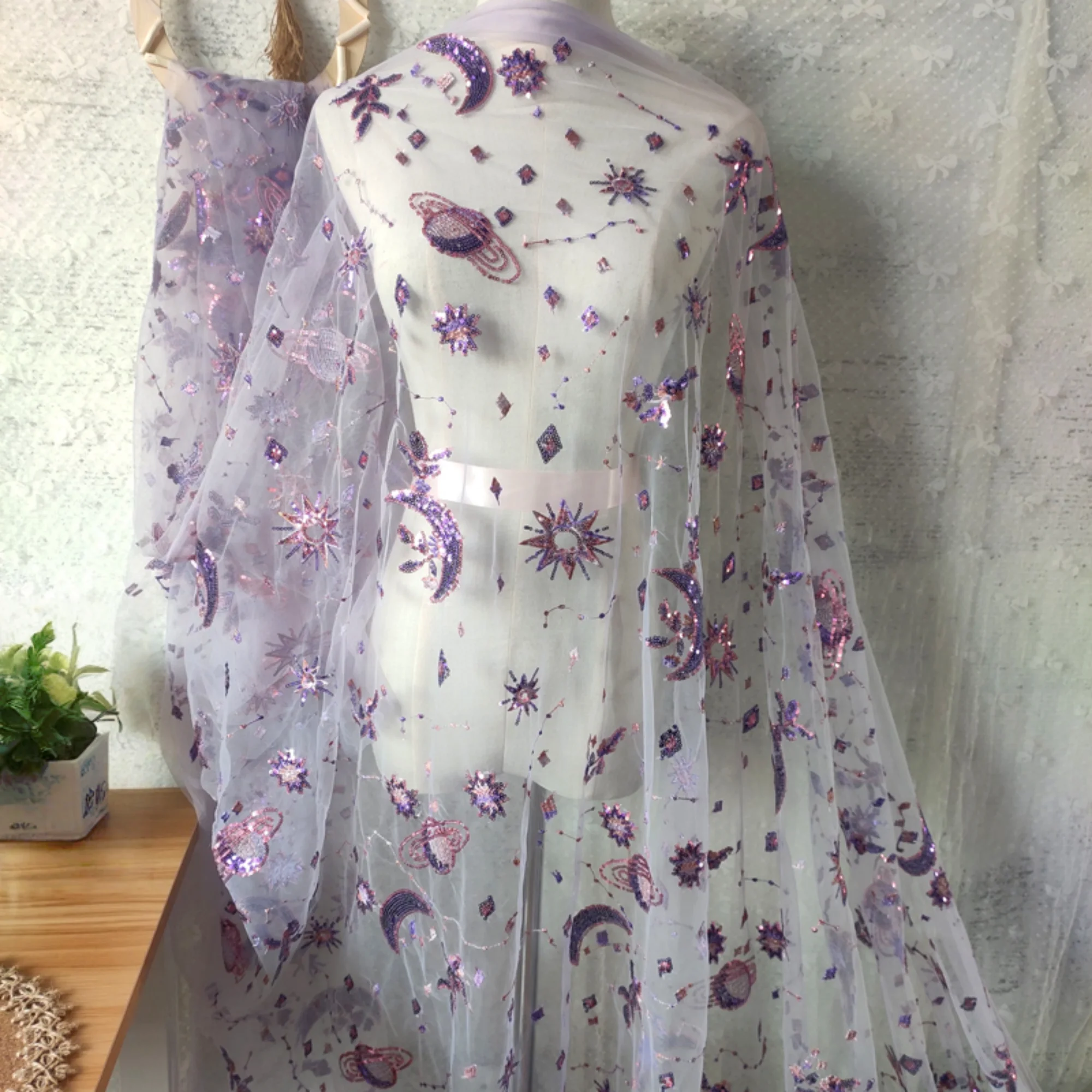 0.5 Meter Purple Width 55.11 I - Embroidery Net Fabric 评论和价格
