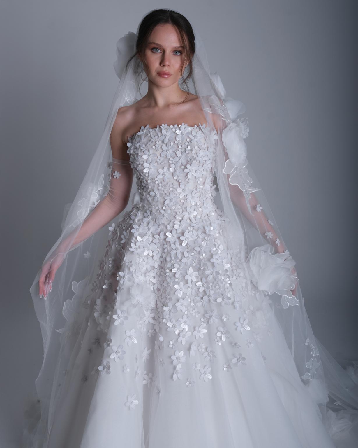 LumiGown 2026 Strapless 3D Flo - Embroidery Veil 评论和价格