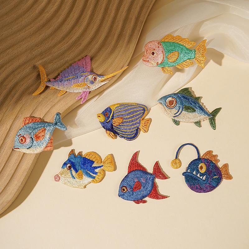 Dolphin Jellyfish Summer Sea F - Embroidery Fish 评论和价格