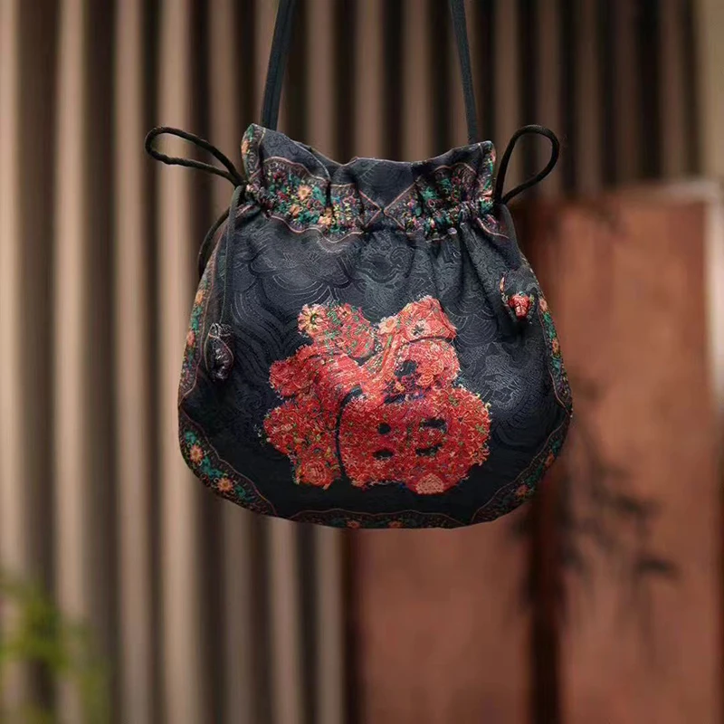 Silk Fragrant Cloud Yarn Draws - Embroidery Wallet 评论和价格