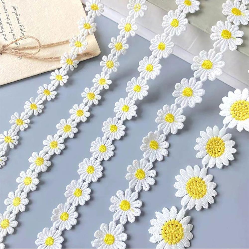 Beautiful White Embroidered Da - Embroidery Daisy Flower 评论和价格