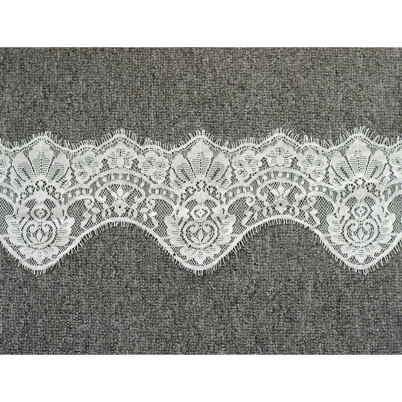 15CM Wide, New Wave Edge Bone  - Embroidery Veil 评论和价格