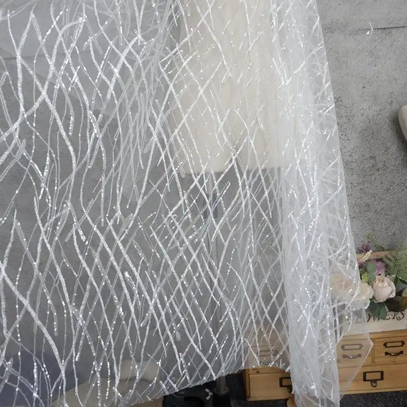 Heavy Sequins Lace fabric Flow - Embroidery Veil 评论和价格