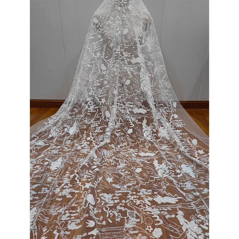New Exquisite and Soft Decal L - Embroidery Veil 评论和价格