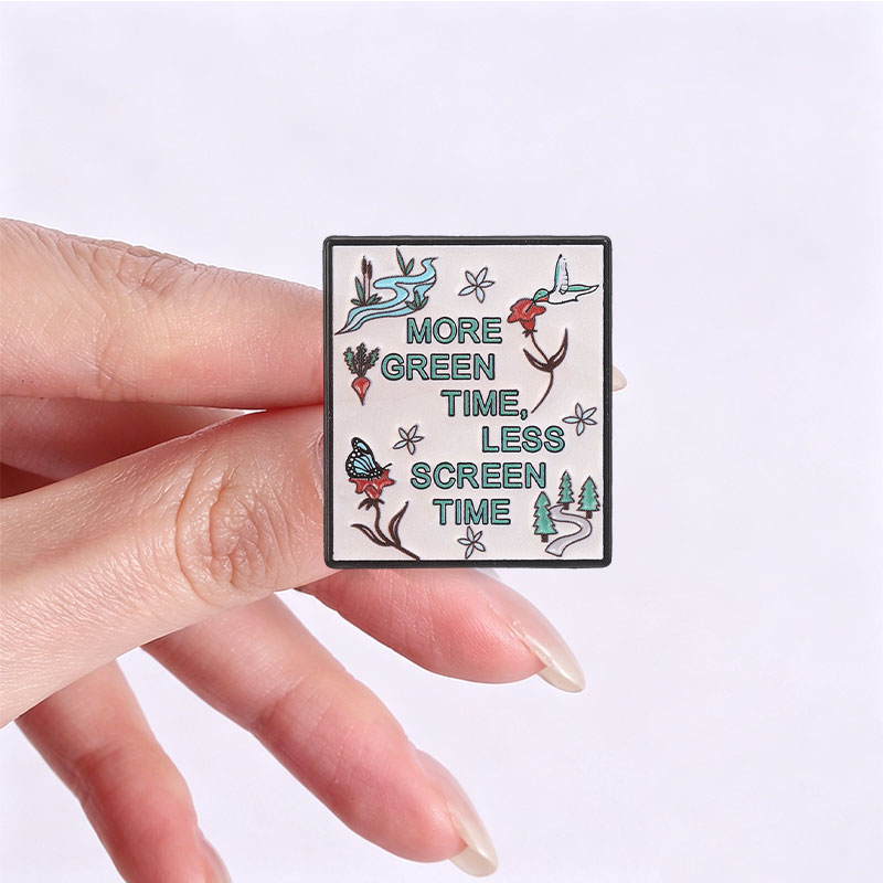 Inspirational Quote Enamel Pin - Embroidery Initials 评论和价格